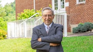 Mayor Neal Pucciarelli